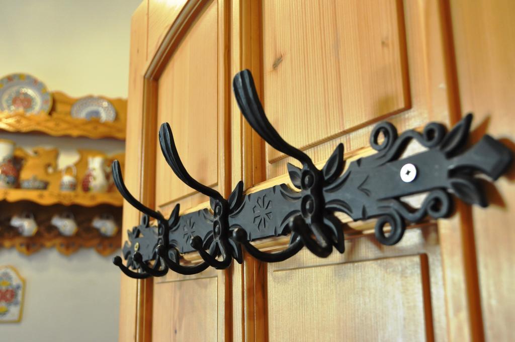 Traditional Slovak Apartment 브라티슬라바 외부 사진